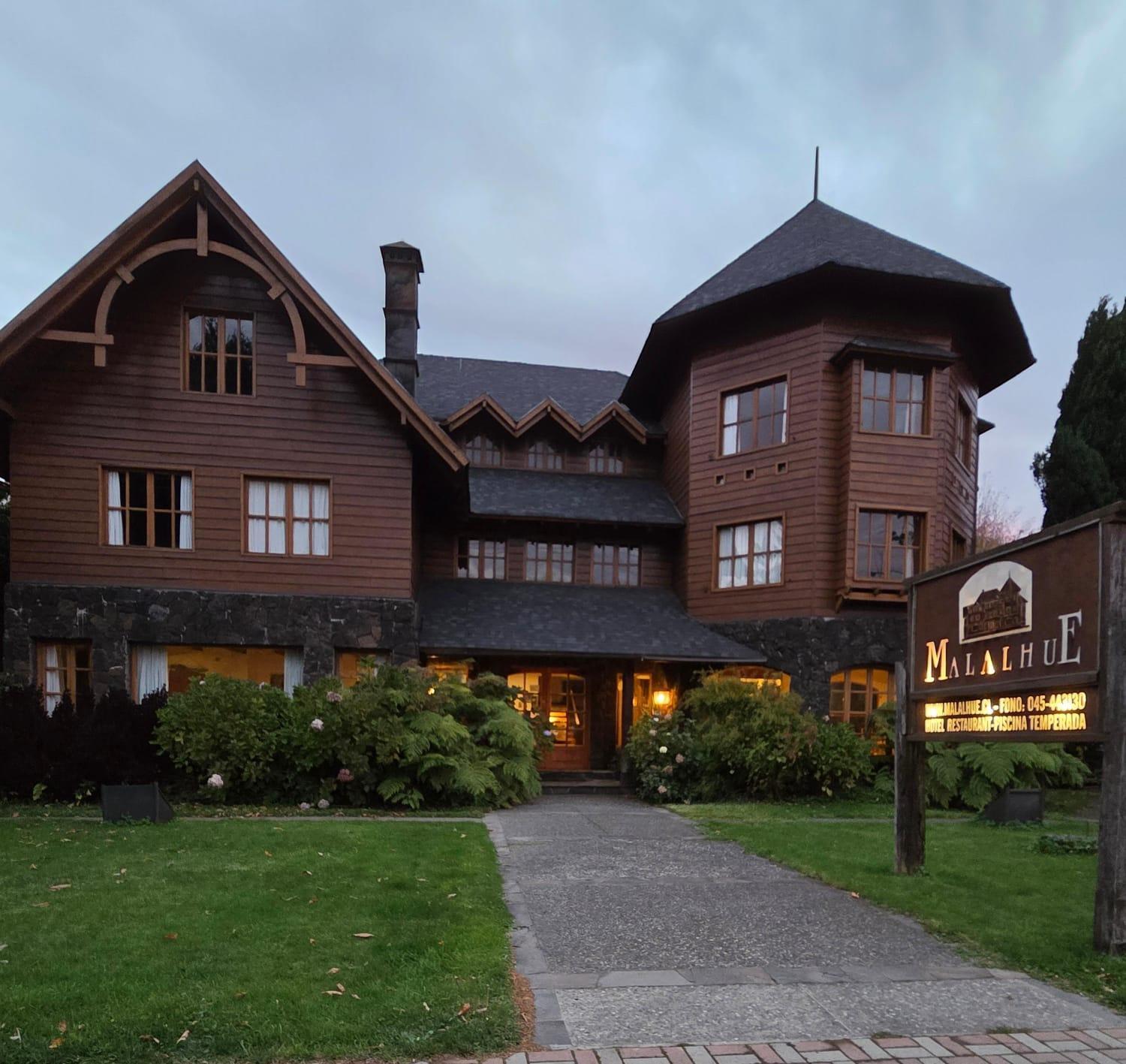 Hotel Malalhue プコン エクステリア 写真